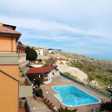 Monte SantʼAngelo B&B Angela المظهر الخارجي الصورة