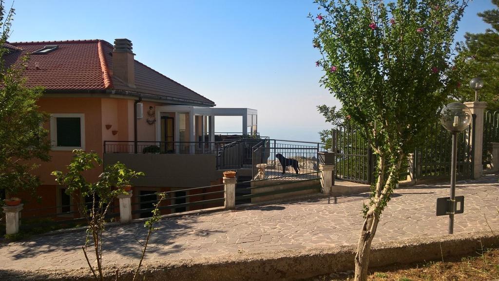 Monte SantʼAngelo B&B Angela المظهر الخارجي الصورة